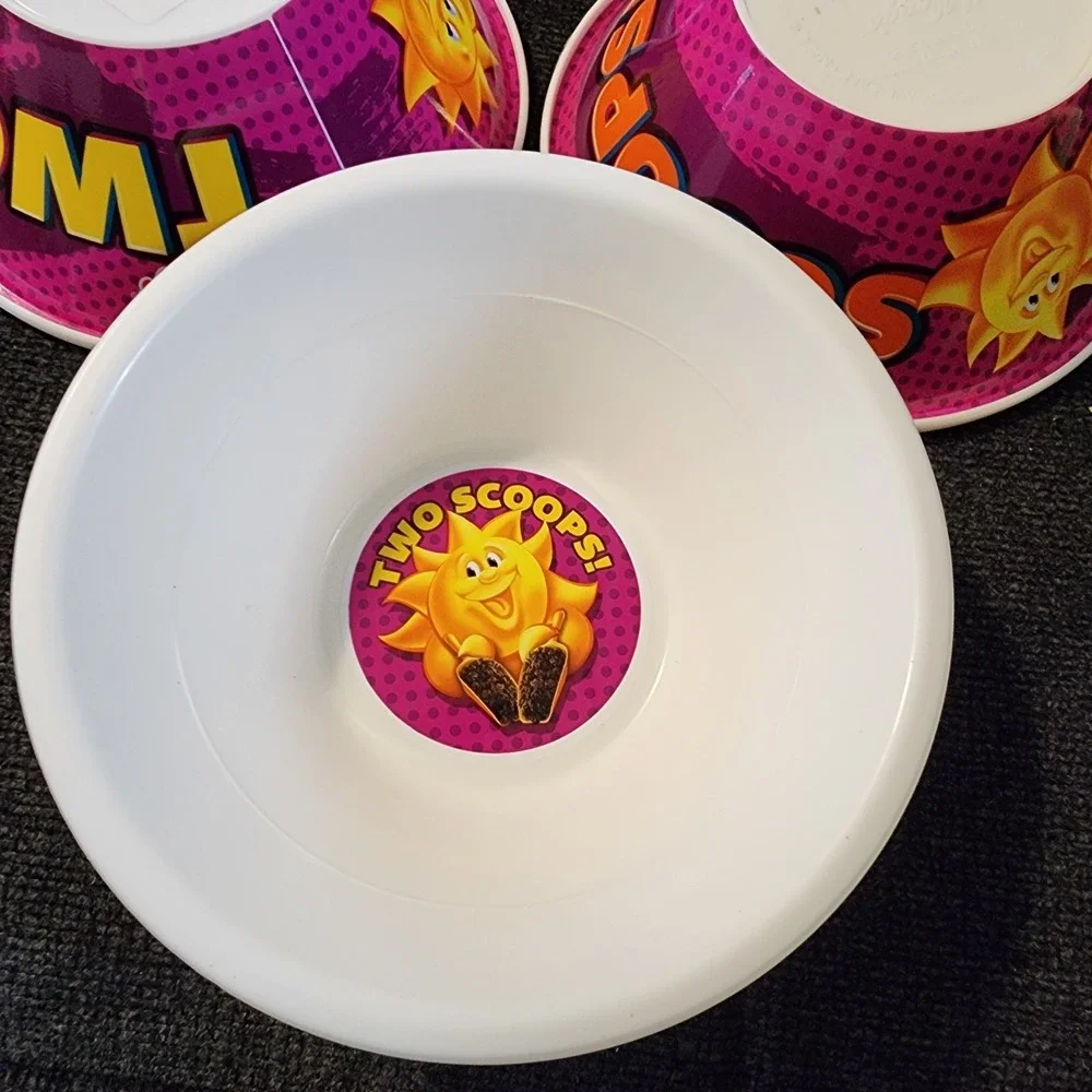 2017 Kellogg's Plastic Cereal Bowls (5) Two‎ Scoops